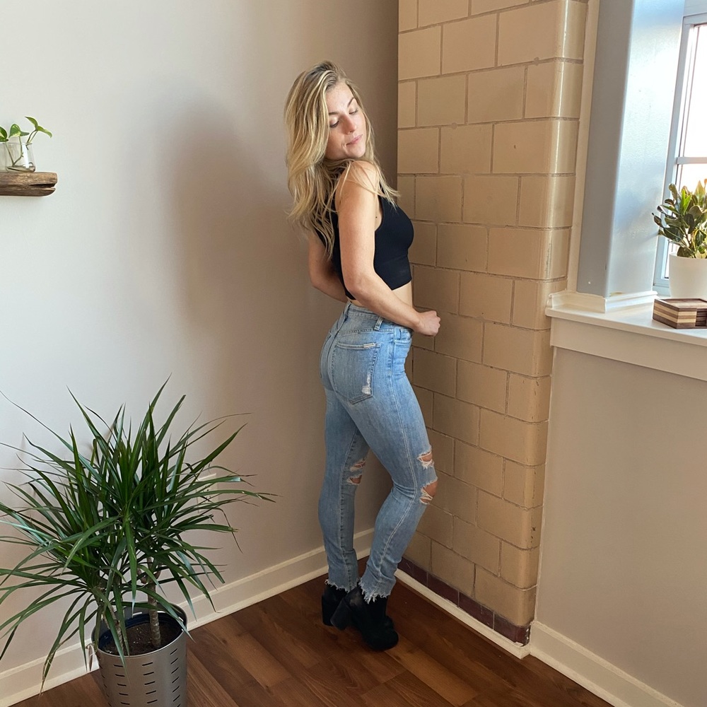Joes Skinny High- Rise Distressed Jeans